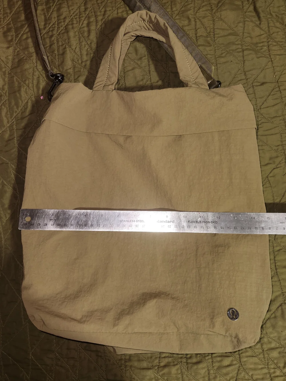 lululemon athletica On My Level Green Nylon Tote Bag